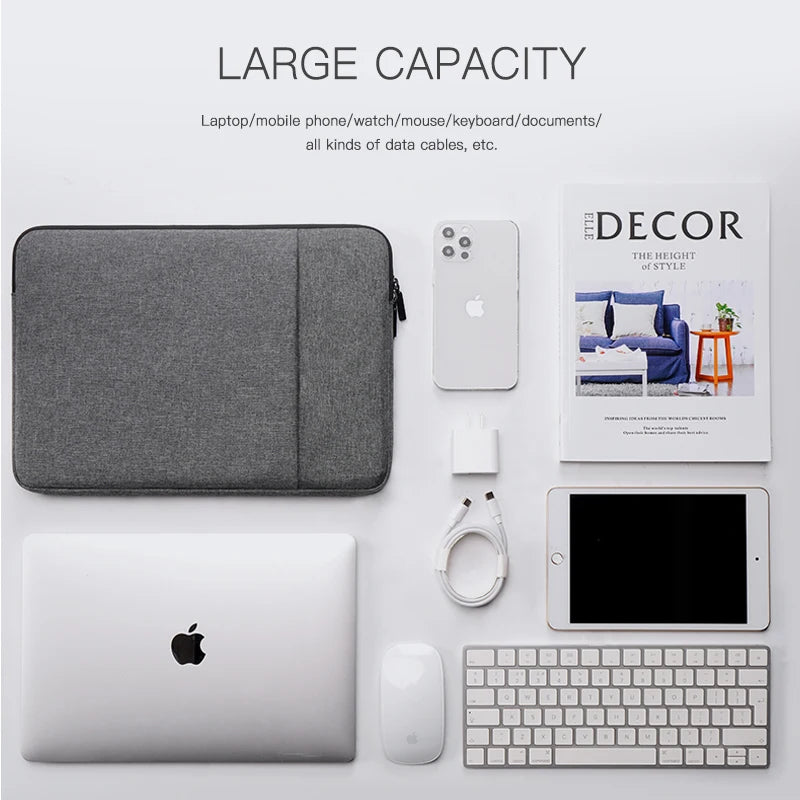 Minimal Water-Resistant Laptop Sleeve with Soft Lining (13–16 Inch)