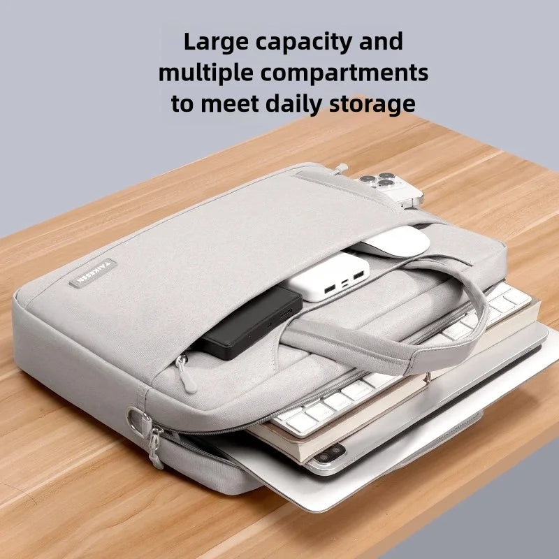 Shock-Resistant Business Laptop Bag with Shoulder Strap (13–17 Inch)